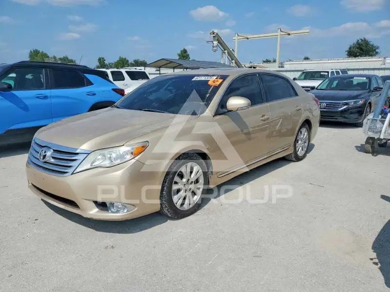2011 Toyota AVALON фото