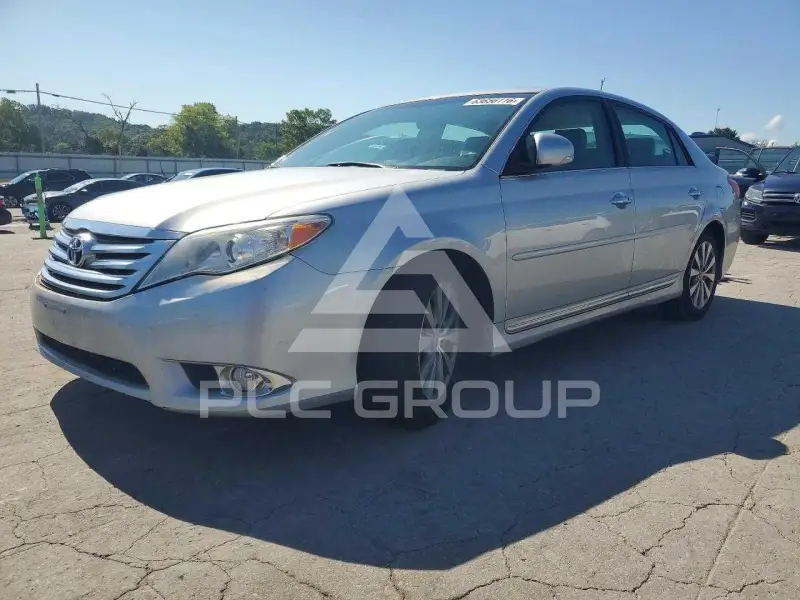 2011 Toyota AVALON фото