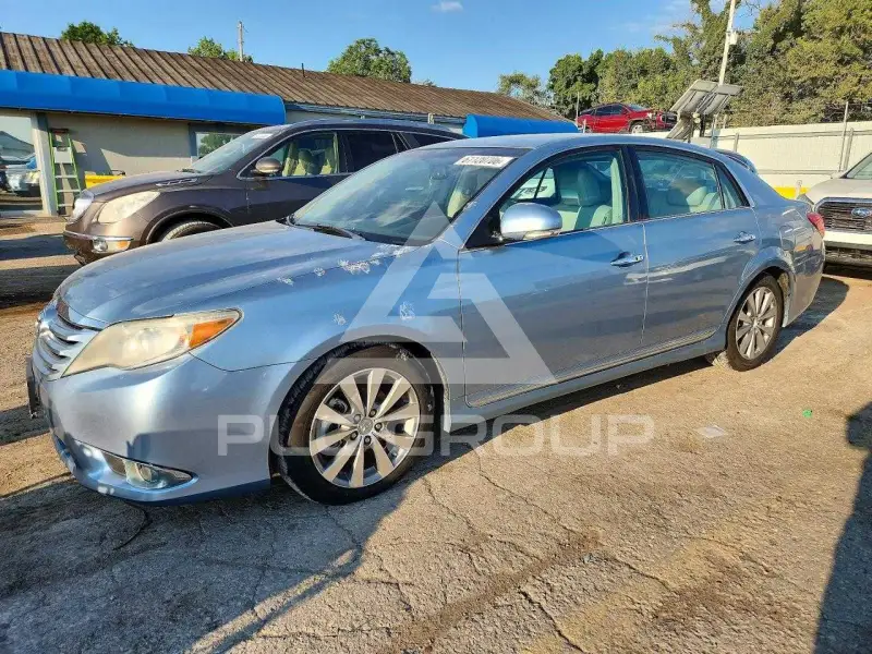 2011 Toyota AVALON фото