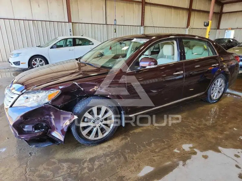 2011 Toyota AVALON photo