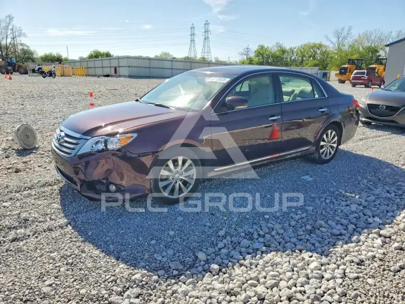2011 Toyota AVALON фото