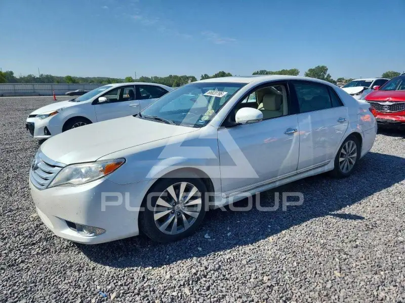 2011 Toyota AVALON фото