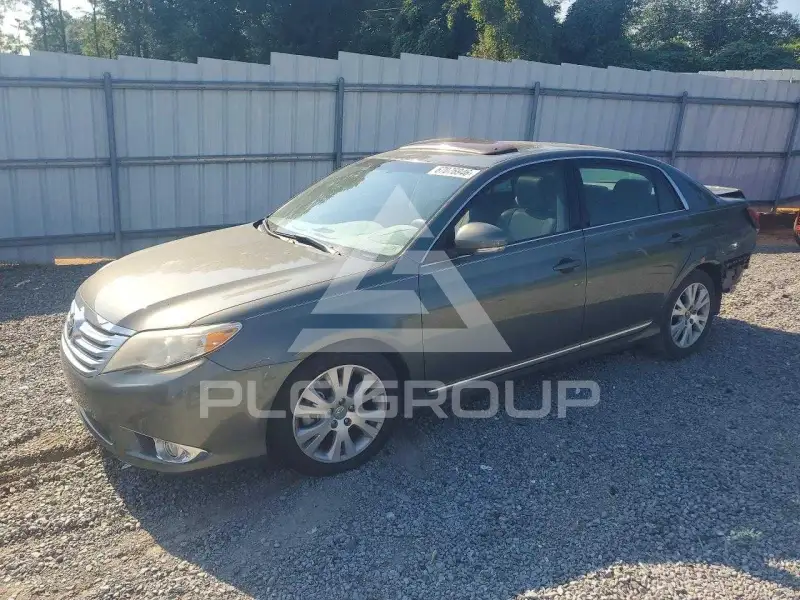 2011 Toyota AVALON фото