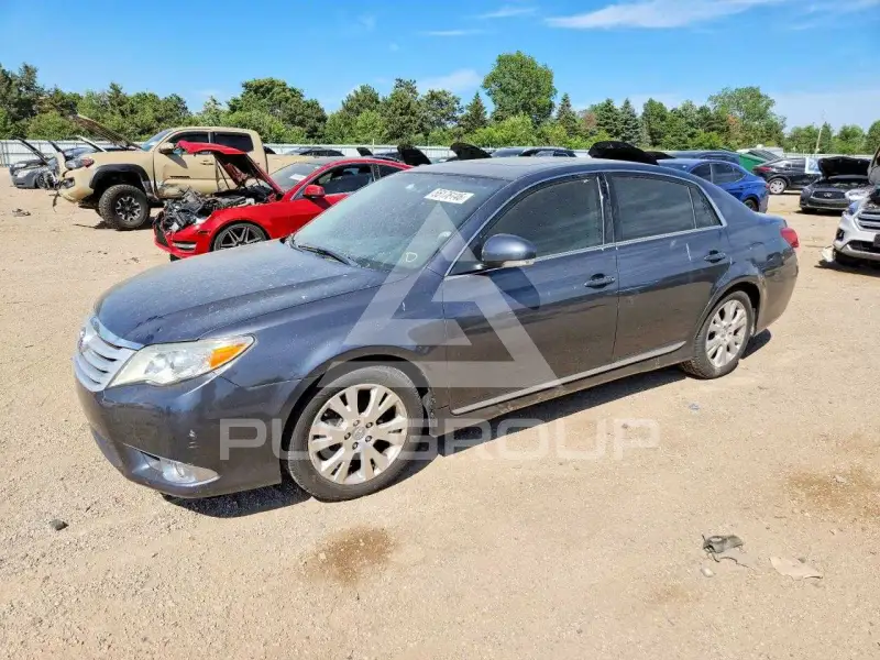 2011 Toyota AVALON фото
