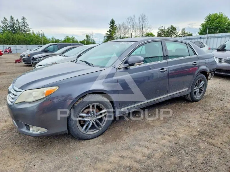 2011 Toyota AVALON фото