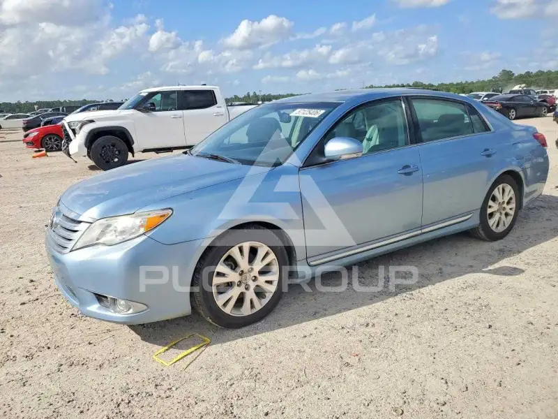 2011 Toyota AVALON фото