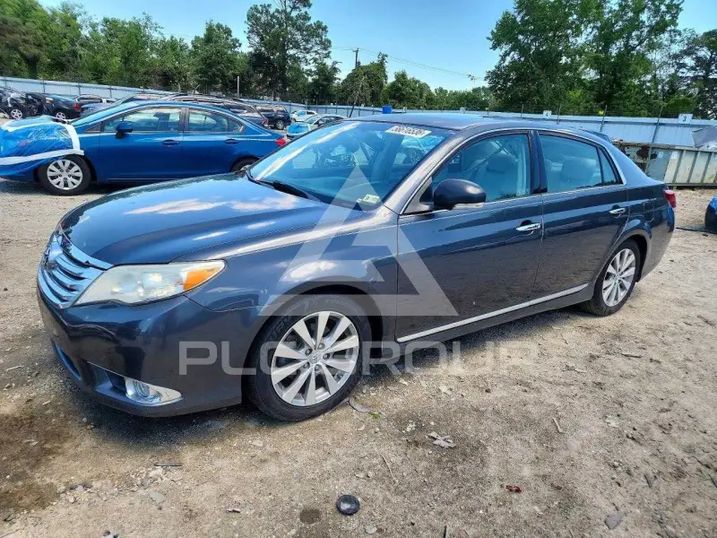 2011 Toyota AVALON фото