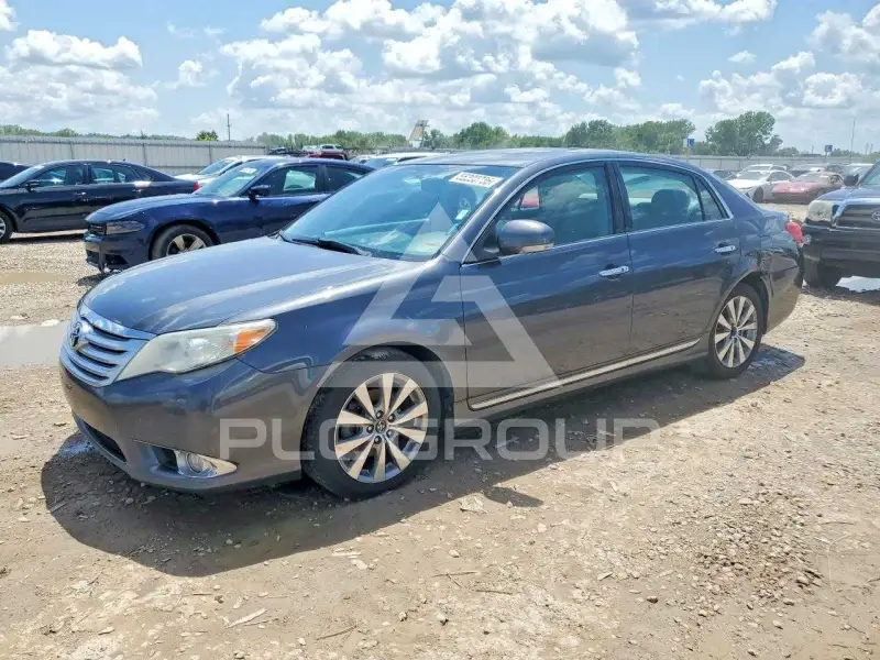 2011 Toyota AVALON фото