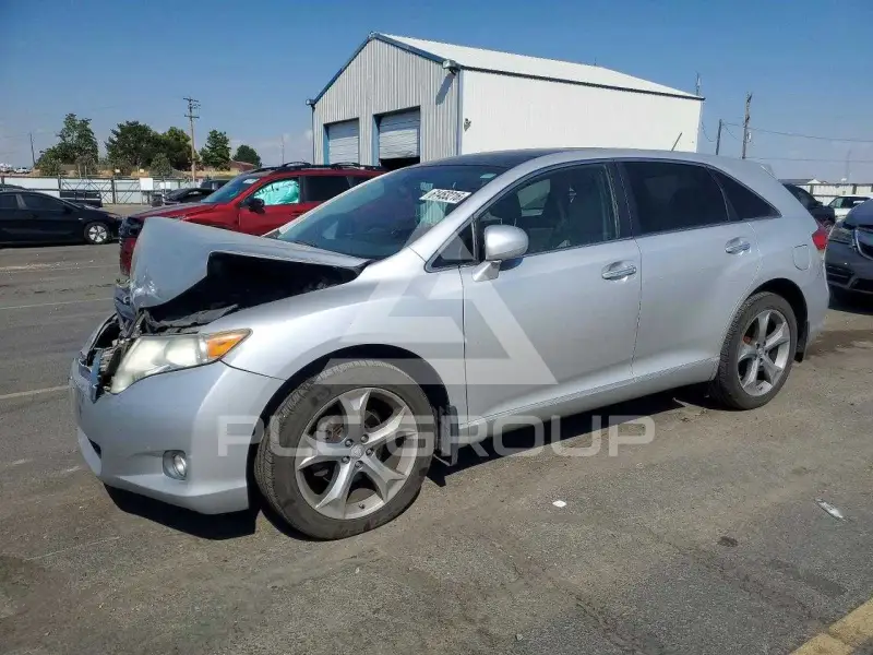 2011 Toyota VENZA photo