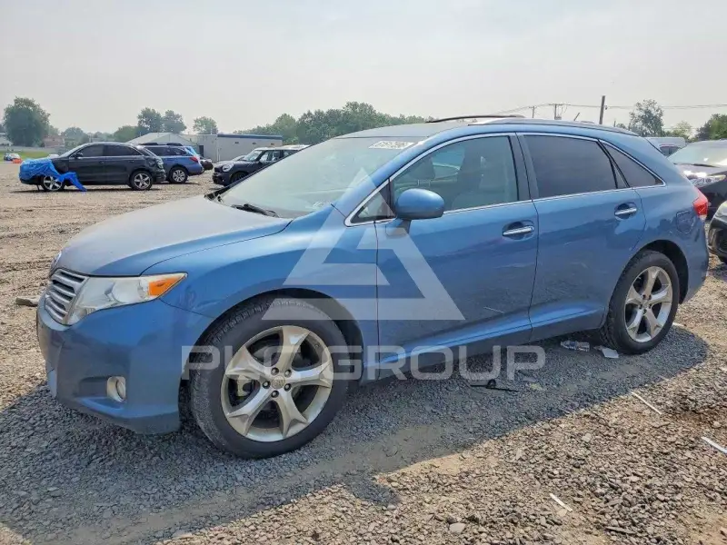 2011 Toyota VENZA photo