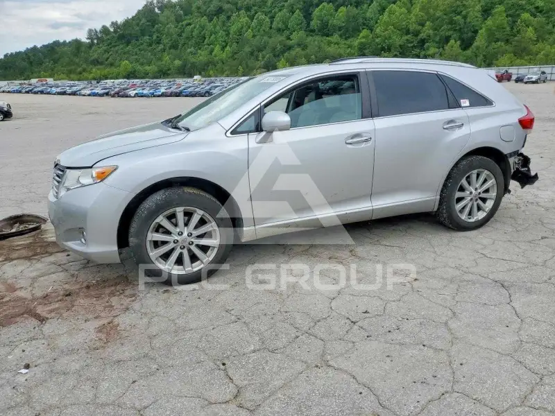 2011 Toyota VENZA photo