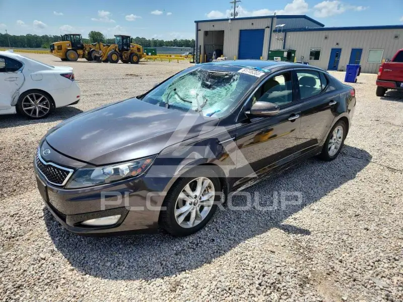 2011 KIA Optima photo