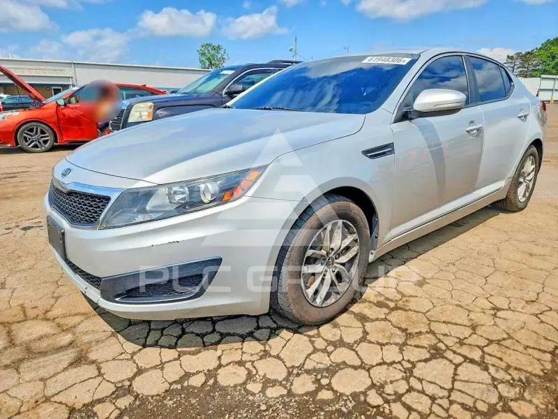 2011 KIA Optima photo