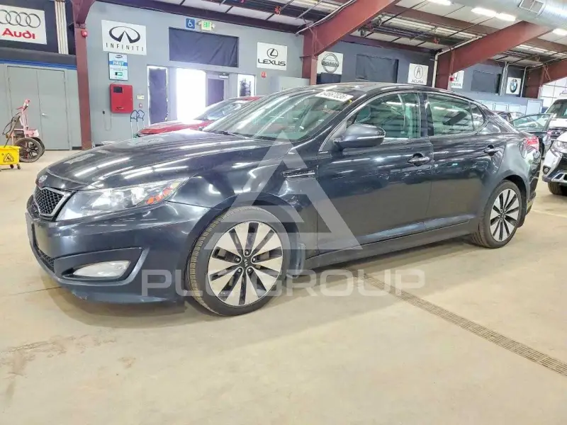 2011 KIA Optima photo