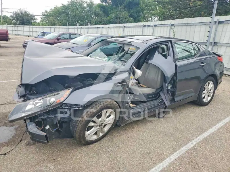 2011 KIA Optima photo