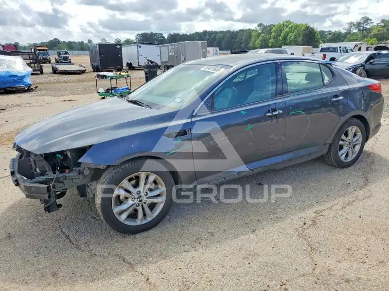 2011 KIA Optima photo