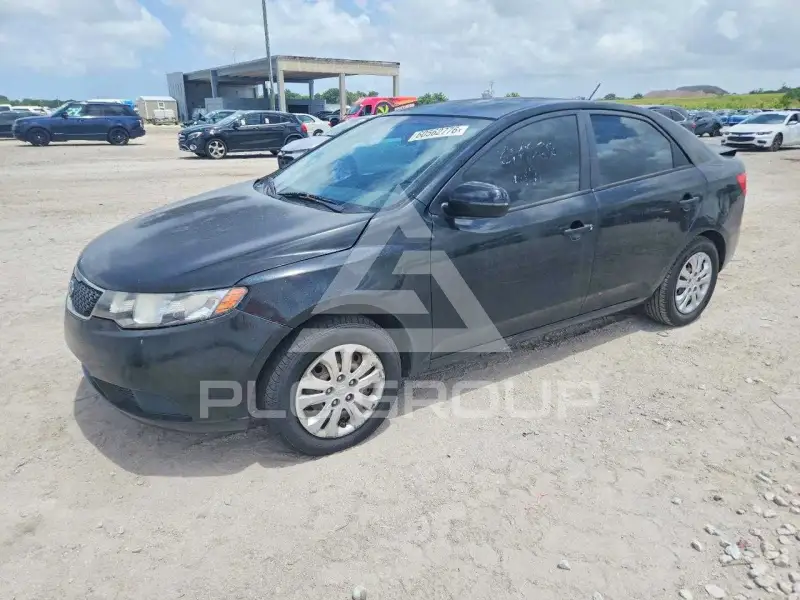 2011 KIA Forte photo