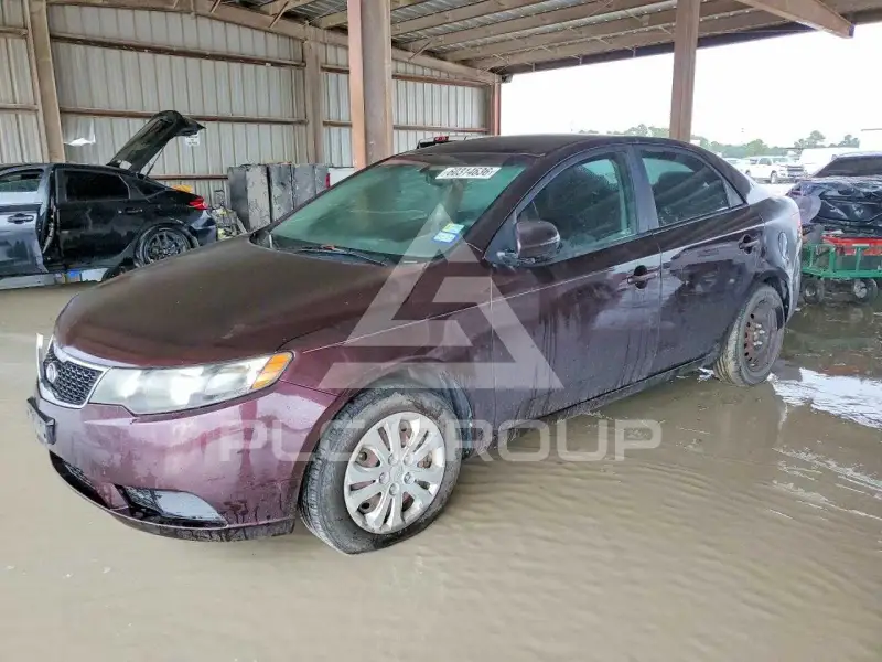 2011 KIA Forte фото