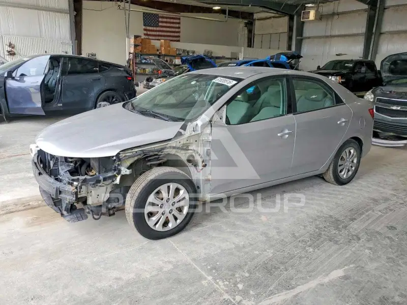 2011 KIA Forte photo