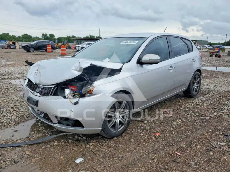 2011 KIA Forte photo