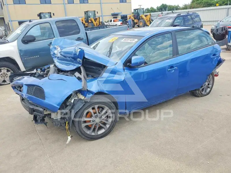 2011 KIA Forte фото