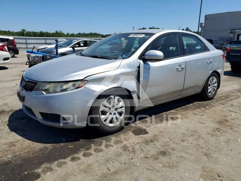 2011 KIA Forte фото
