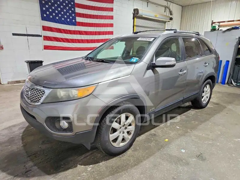 2011 KIA Sorento photo