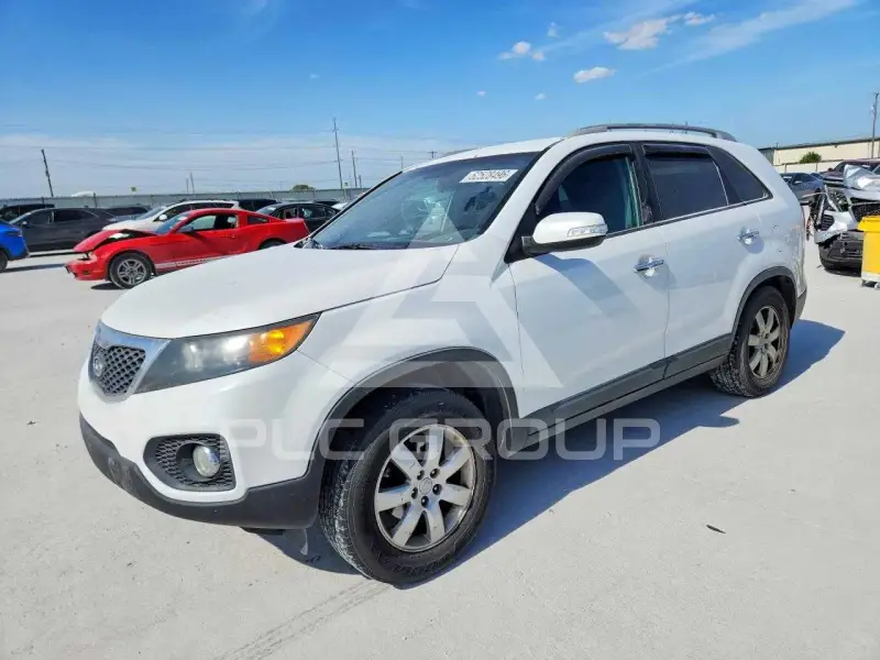 2011 KIA Sorento photo