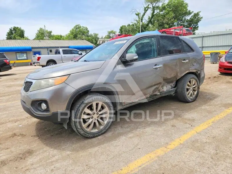 2011 KIA Sorento photo