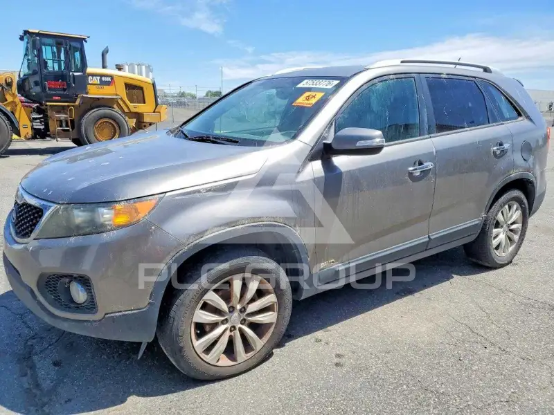 2011 KIA Sorento photo
