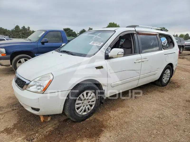 2011 KIA Sedona фото