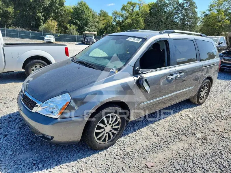 2011 KIA Sedona фото