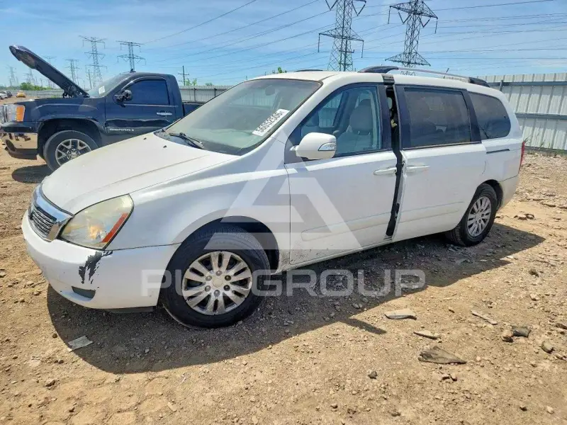 2011 KIA Sedona фото
