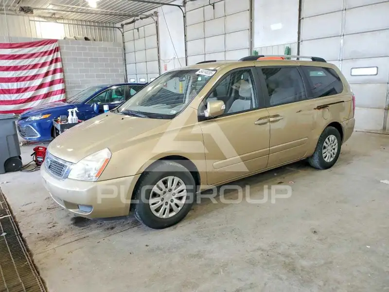 2011 KIA Sedona фото