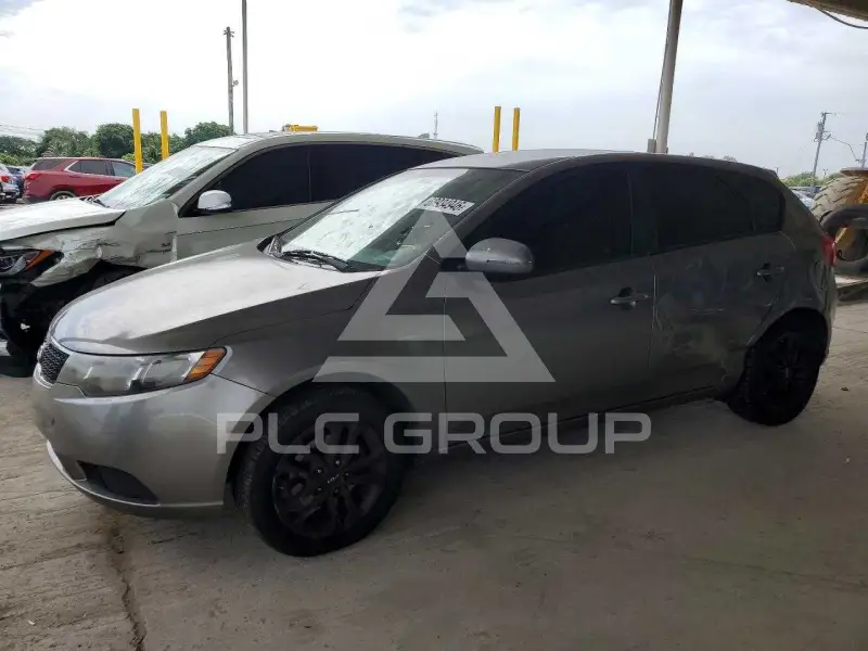 2011 KIA Forte photo
