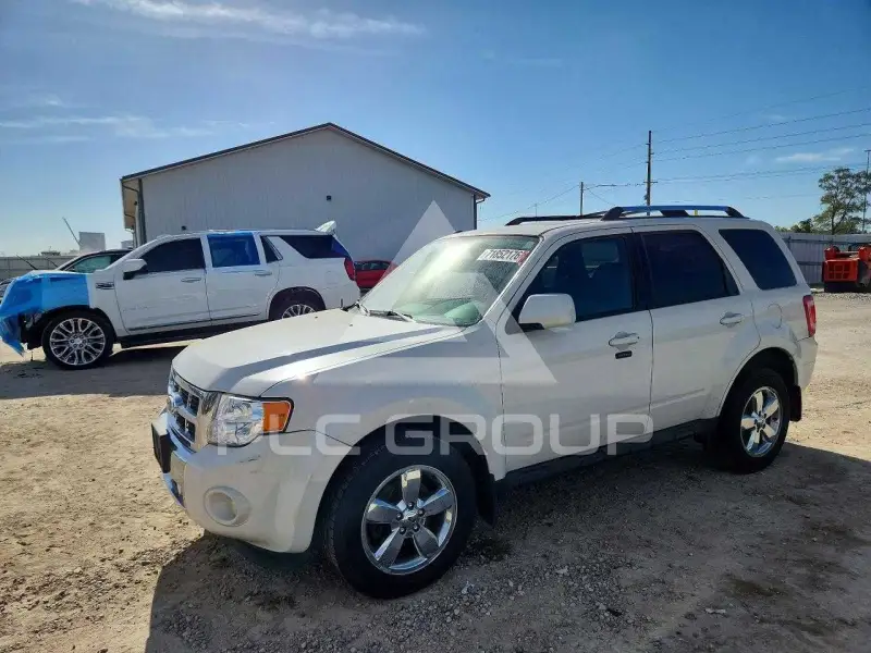 2011 Ford ESCAPE photo