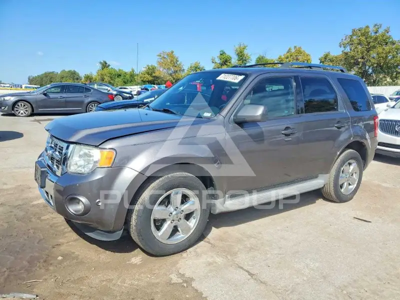 2011 Ford ESCAPE photo