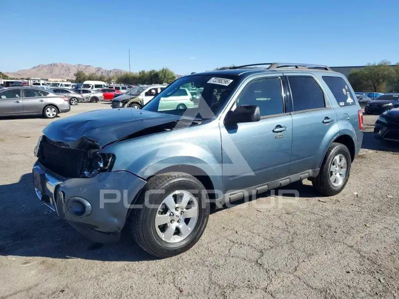 2011 Ford ESCAPE photo
