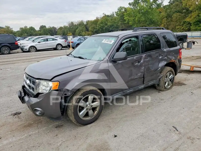 2011 Ford ESCAPE photo