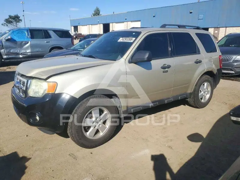 2011 Ford ESCAPE photo