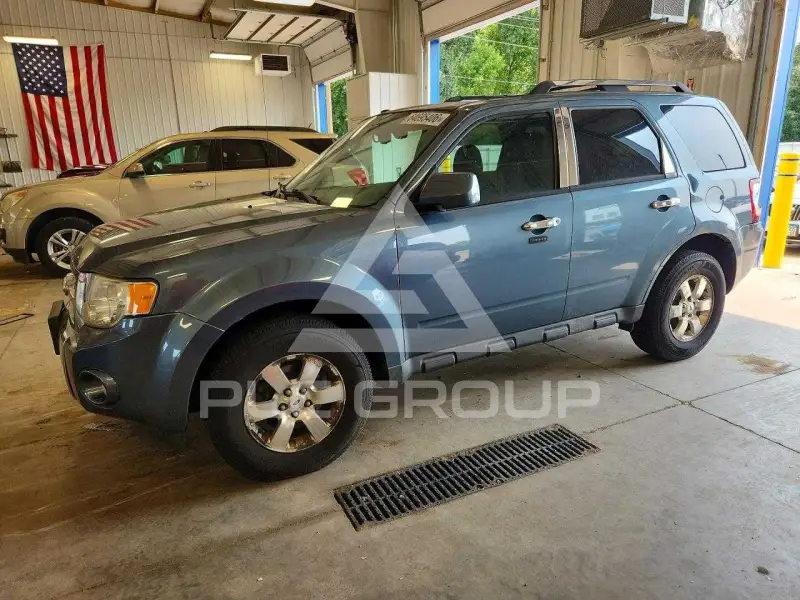 2011 Ford ESCAPE photo