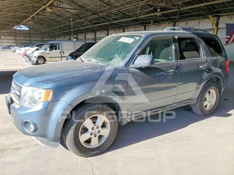 2011 Ford ESCAPE photo