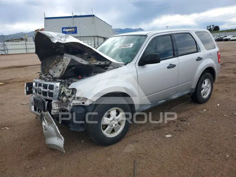 2011 Ford ESCAPE фото