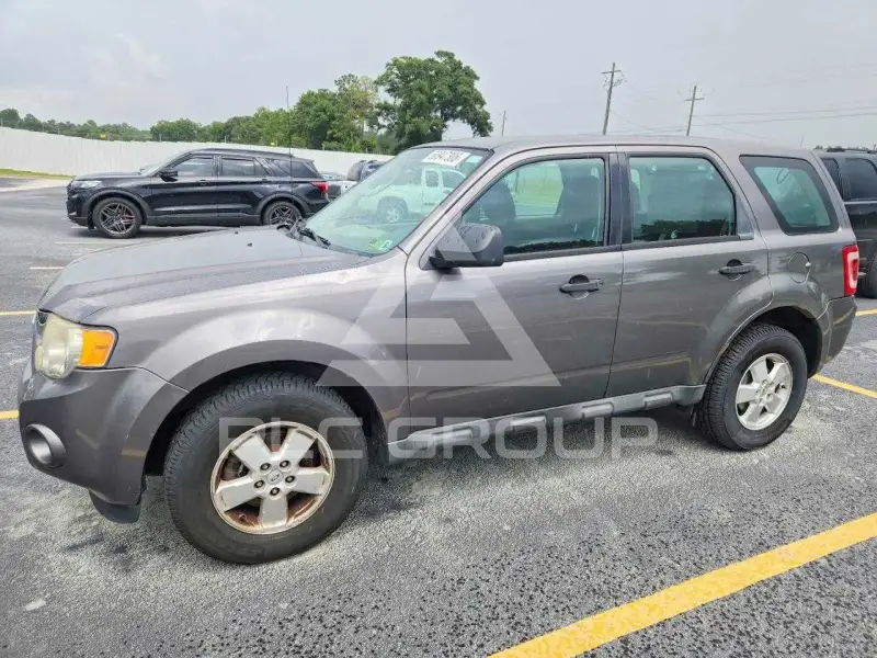 2011 Ford ESCAPE фото