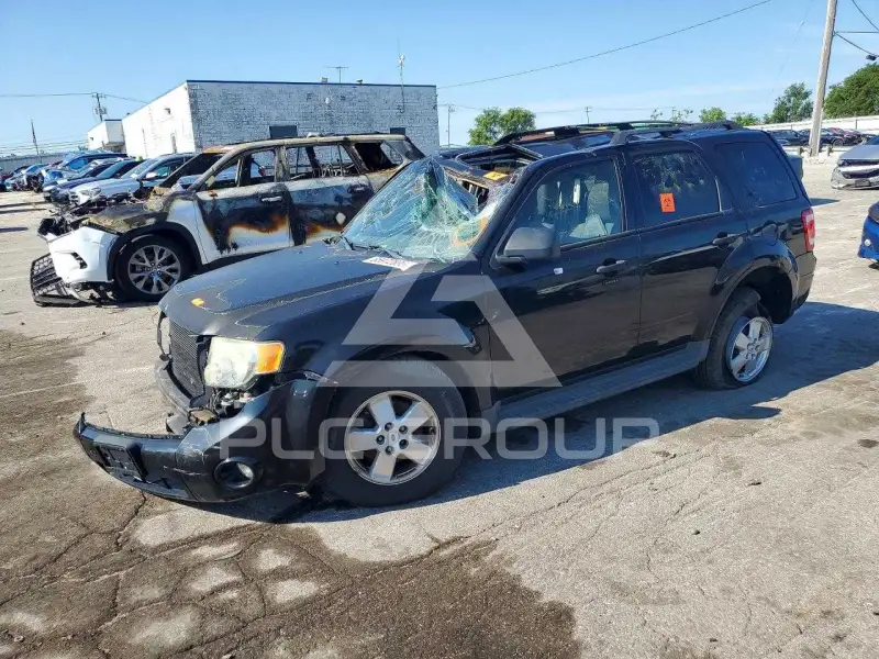 2011 Ford ESCAPE photo