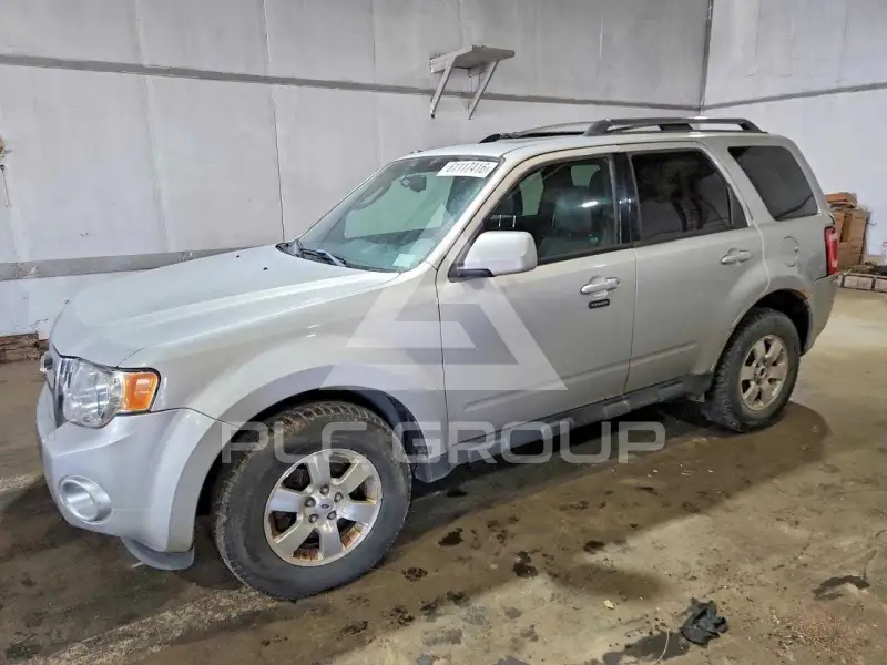 2011 Ford ESCAPE photo