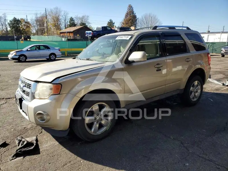 2011 Ford ESCAPE photo