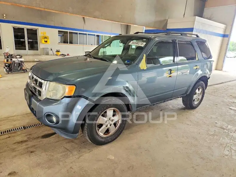 2011 Ford ESCAPE photo