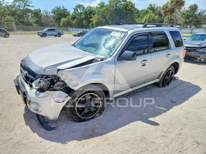 2011 Ford ESCAPE фото