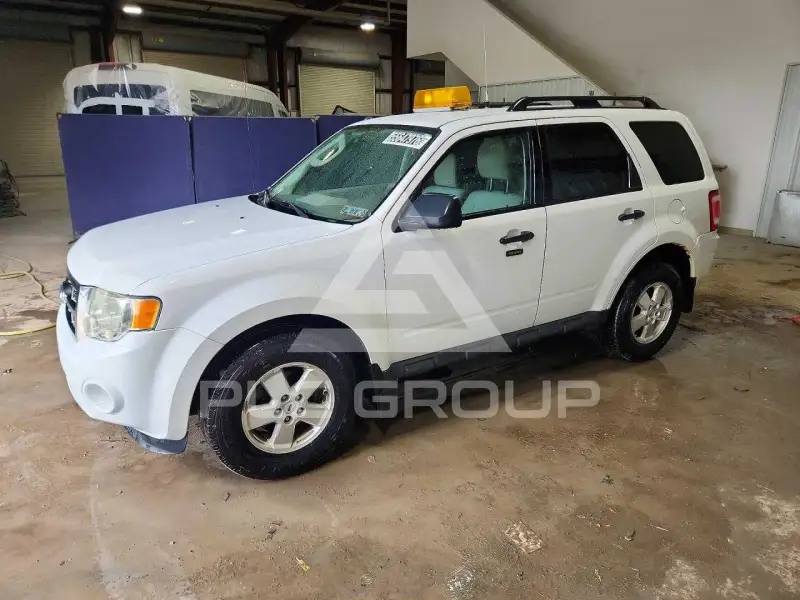 2011 Ford ESCAPE photo
